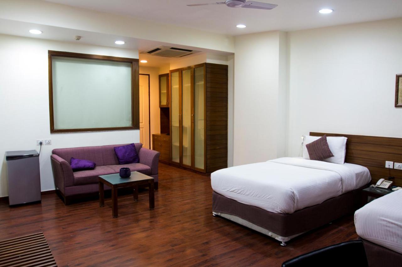 Dhans Hotel Chennai